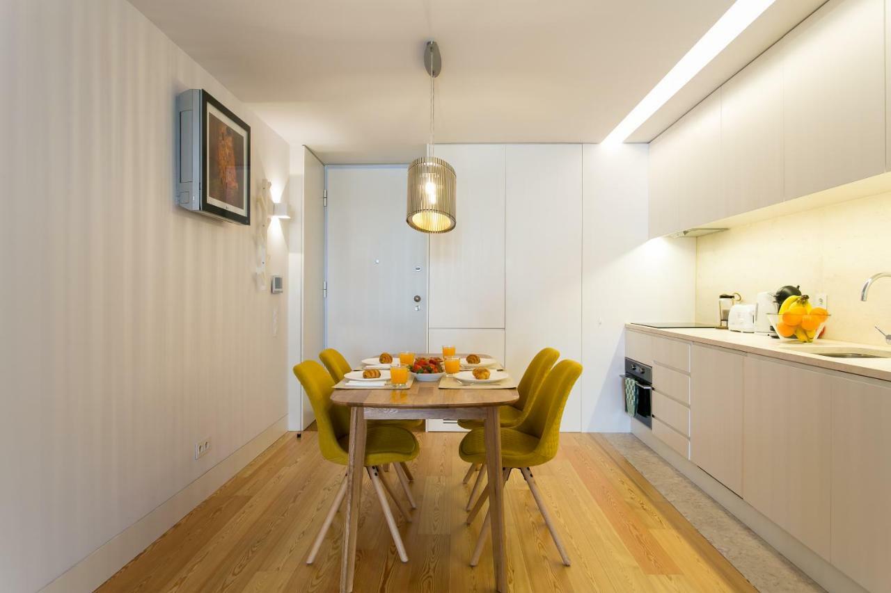 Joivy Downtown Deluxe Apartments Lisbona Esterno foto